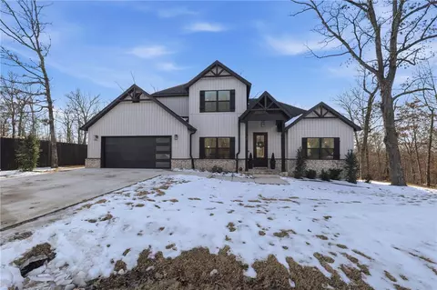 3 Moniave Ln, Bella Vista, AR 72715
