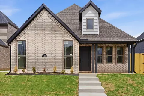 3102 SW Lovely Ln, Bentonville, AR 72713