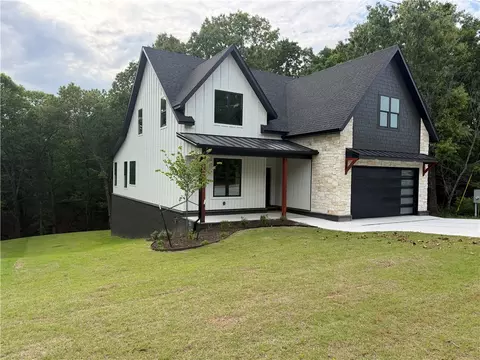 2453 N Double Springs Rd, Fayetteville, AR 72704