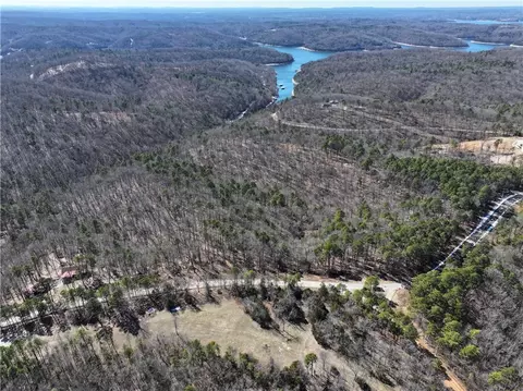 Cr 152, Eureka Springs, AR 72362