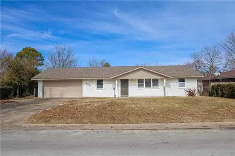 2014 Dee Ave, Springdale, AR 72762