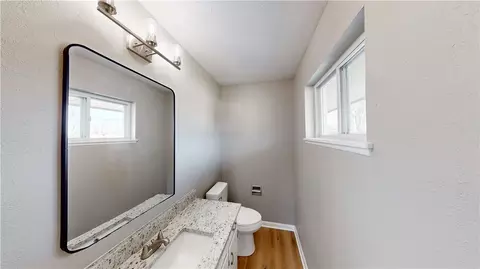 Bath - 2014 Dee Ave, Springdale, AR 72762 photo 5 of 6