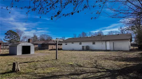 Exterior - 2014 Dee Ave, Springdale, AR 72762 photo 5 of 7