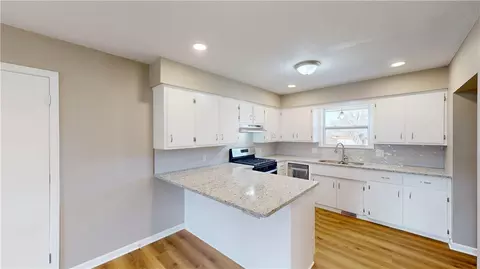 Kitchen - 2014 Dee Ave, Springdale, AR 72762 photo 6 of 6