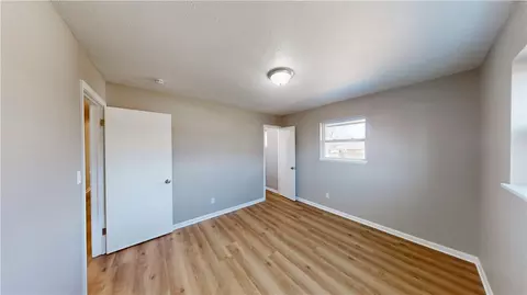 Bedroom - 2014 Dee Ave, Springdale, AR 72762 photo 9 of 11