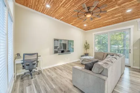 Living - 16103 Hickory Dr, Rogers, AR 72756 photo 2 of 2