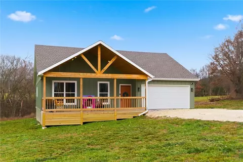 13614 Greasy Valley Rd, Prairie Grove, AR 72753