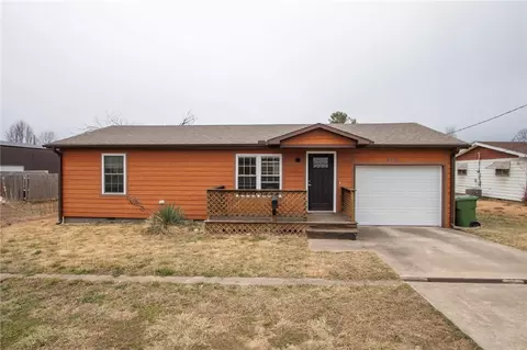 406 S Dixieland Rd, Rogers, AR 72758