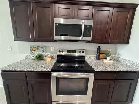 Kitchen - 4424 Cornwall St, Springdale, AR 72762 photo 3 of 5