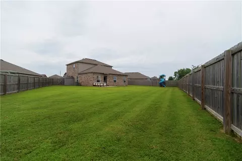 Exterior - 4424 Cornwall St, Springdale, AR 72762 photo 2 of 9