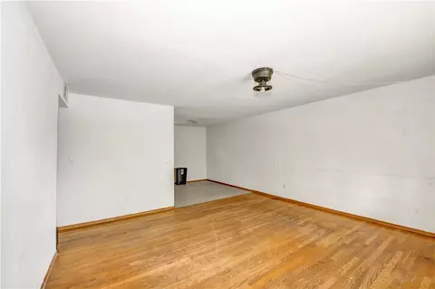 Living - 603 Ash St, Harrison, AR 72601 photo 1 of 5