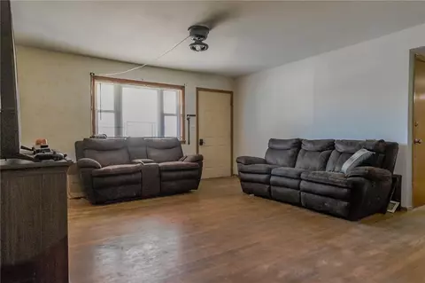 Living - 603 Ash St, Harrison, AR 72601 photo 1 of 2