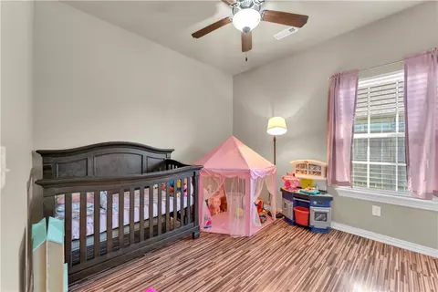 Bedroom - 811 Southern Trace Dr, Rogers, AR 72758 photo 5 of 5
