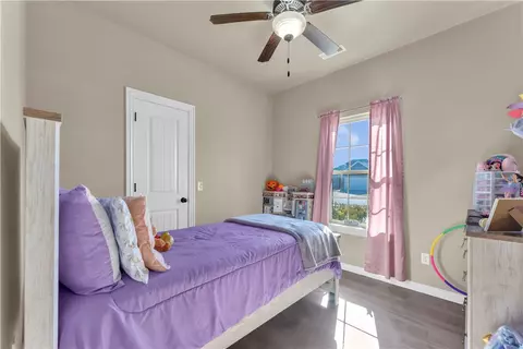 Bedroom - 811 Southern Trace Dr, Rogers, AR 72758 photo 4 of 5