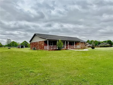 1136 River Rd, Pottsville, AR 72858