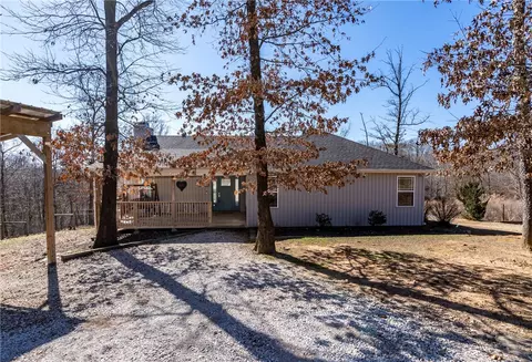 12321 Kenneth Price Rd, Springdale, AR 72762