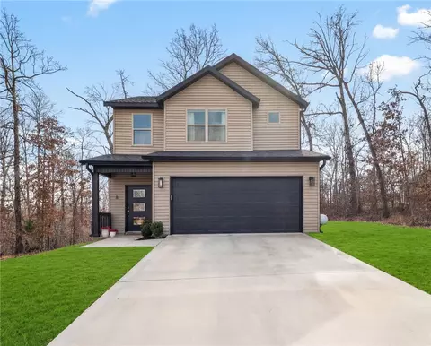 8 Rath Dr, Bella Vista, AR 72715