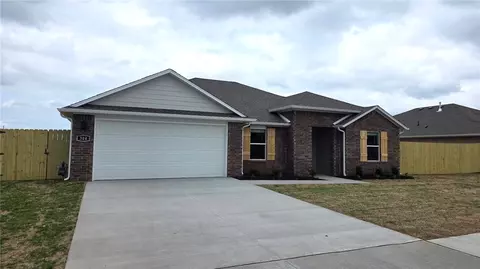 304 Greer St, Pea Ridge, AR 72751