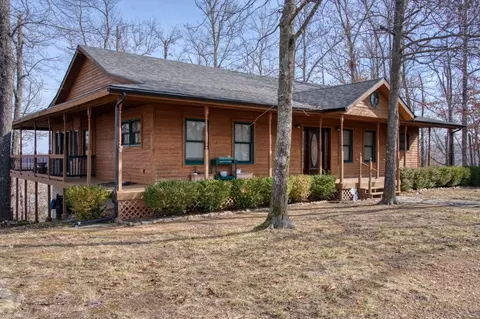 3858 Mundell Rd, Eureka Springs, AR 72631