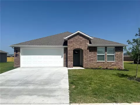 556 Colorado St, Farmington, AR 72730
