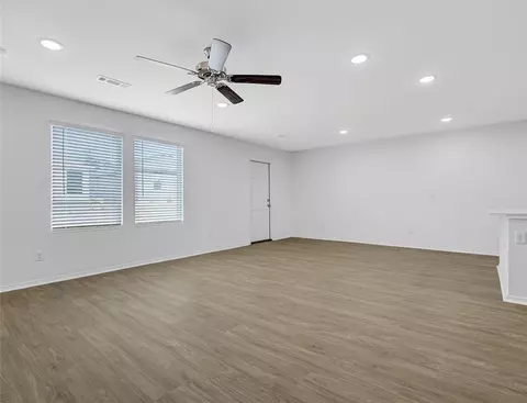 Living - 1786 Ladawn Ave, Springdale, AR 72762 photo 3 of 6