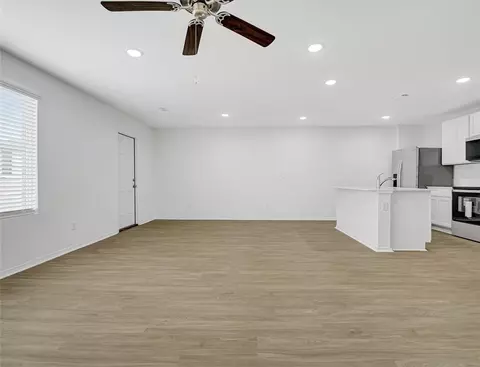Living - 1786 Ladawn Ave, Springdale, AR 72762 photo 2 of 6