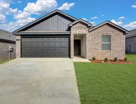 1786 Ladawn Ave, Springdale, AR 72762