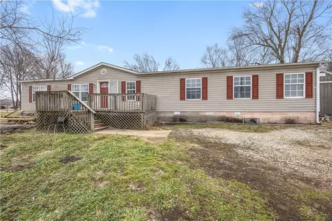 2086 S Harris Dr, Fayetteville, AR 72701