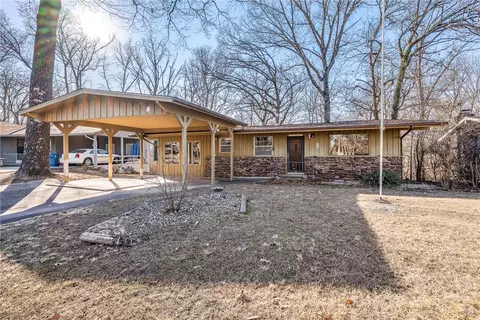 8 Basore Dr, Bella Vista, AR 72715