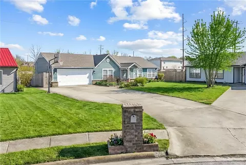 2315 S 17th St, Rogers, AR 72758