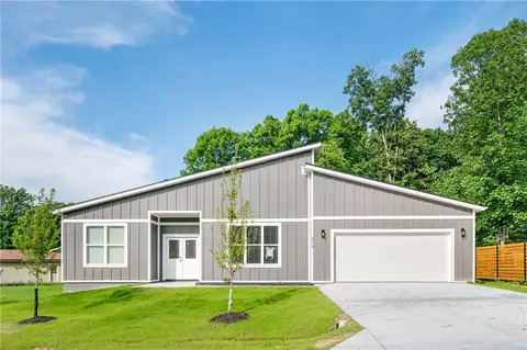 273 Stoneykirk Dr, Bella Vista, AR 72715