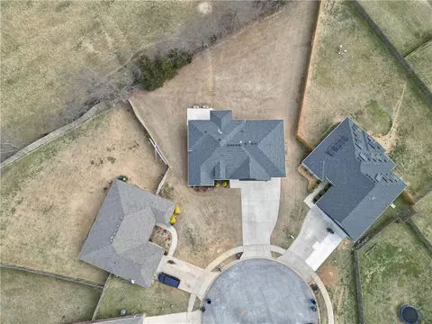 View/Area - 1305 Eagle Ct, Gravette, AR 72736 photo 5 of 6