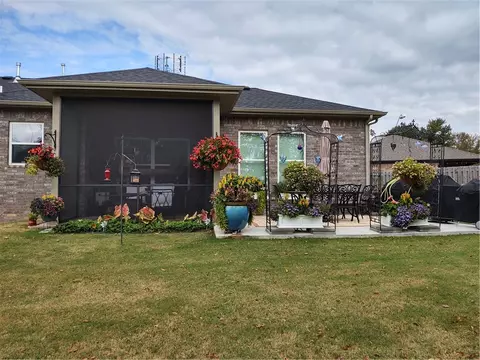 Exterior - 1305 Eagle Ct, Gravette, AR 72736 photo 8 of 8