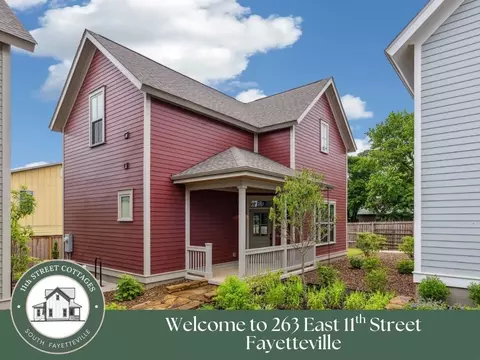 263 11th St, Fayetteville, AR 72701