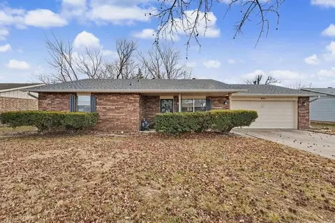 805 Andy St, Springdale, AR 72762