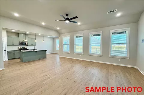 2585 Meditation Loop, Springdale, AR 72764 photo 2