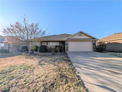 3801 SW Moline Ave, Bentonville, AR 72712