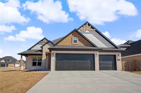 1420 Dresden Dr, Centerton, AR 72719