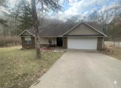 67 Red Oak Ave, West Fork, AR 72774