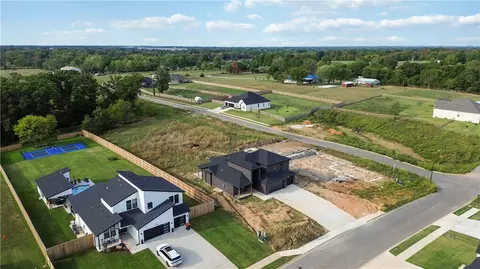 View/Area - 949 Red Cedar Pl, Rogers, AR 72756 photo 1 of 4