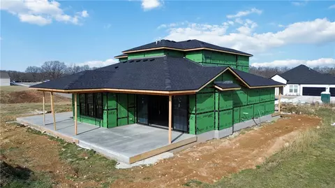 Exterior - 949 Red Cedar Pl, Rogers, AR 72756 photo 8 of 9