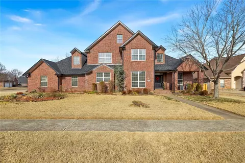 6260 W Grays Gap Rd, Fayetteville, AR 72704