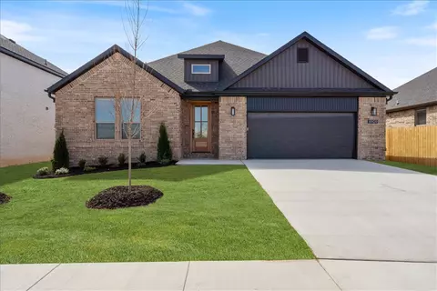 6909 SW Orange Ave, Bentonville, AR 72713