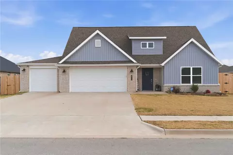651 Brandon Michael St, Prairie Grove, AR 72753