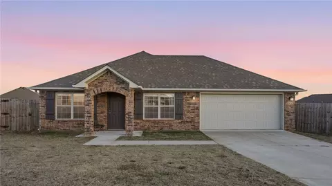 2009 Morgan Cir, Gentry, AR 72734