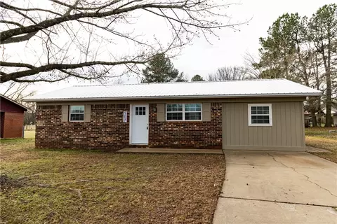 507 N 35th St, Ozark, AR 72949
