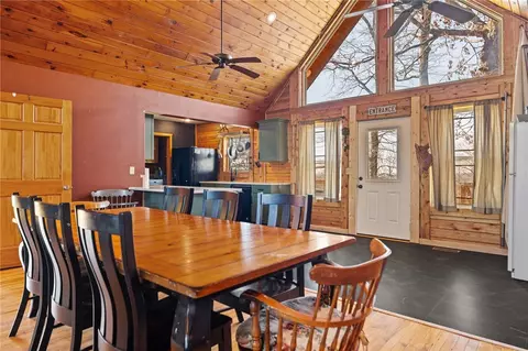 Dining - 10557 Devils Den, Winslow, AR 72959 photo 2 of 4
