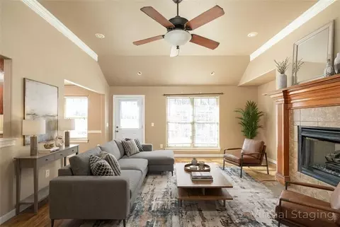 Living - 443 E Buckboard Rd, West Fork, AR 72774 photo 2 of 4