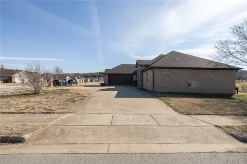 Exterior - 443 E Buckboard Rd, West Fork, AR 72774 photo 3 of 4