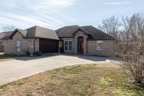 Exterior - 443 E Buckboard Rd, West Fork, AR 72774 photo 2 of 4